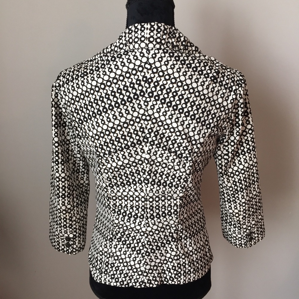 CAbi Black and White Blazer. Size 2. “Like New” - Picture 5 of 7
